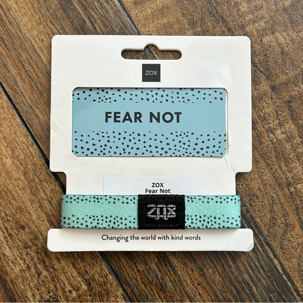 ZOX Fear Not Bracelet Affirmation NWT